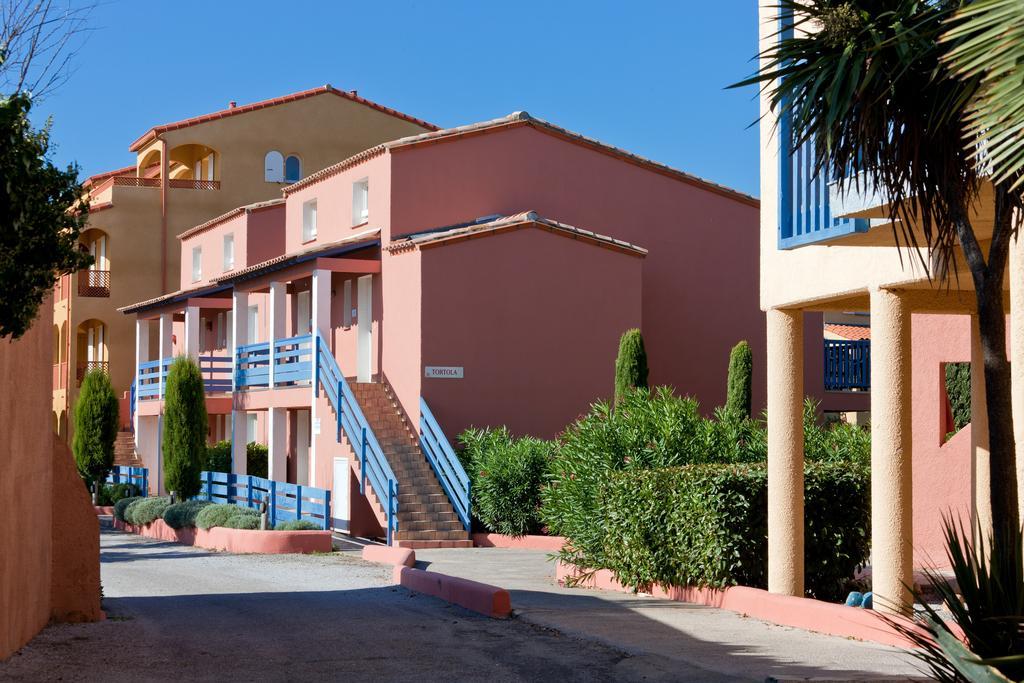 Ibis Styles Perpignan Canet En Roussillon Екстериор снимка