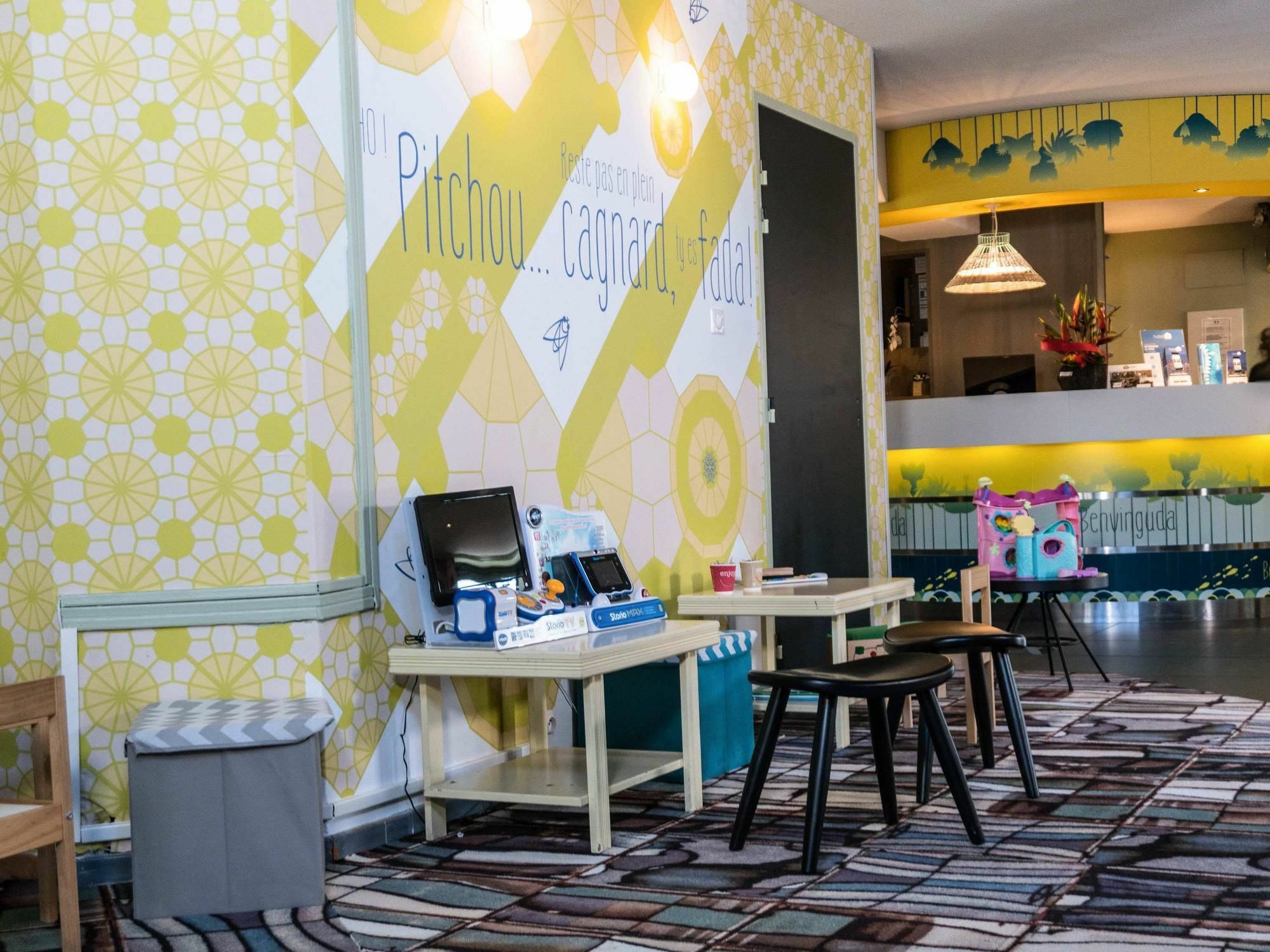 Ibis Styles Perpignan Canet En Roussillon Екстериор снимка